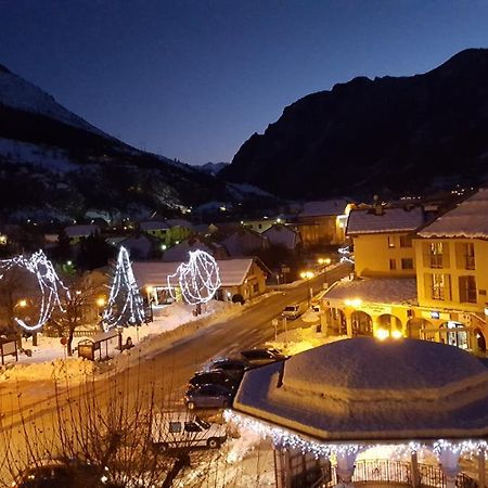 Hotel Restaurant Glaizette LʼArgentière-la-Bessée Kültér fotó