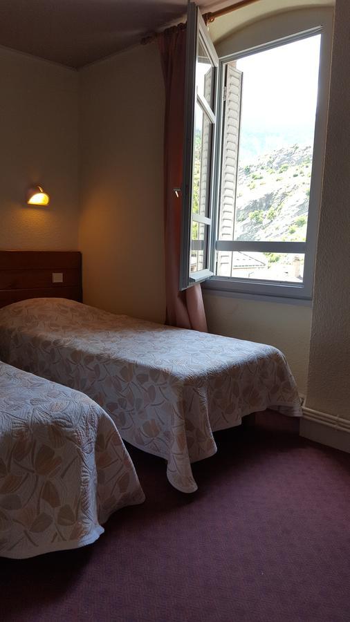 Hotel Restaurant Glaizette LʼArgentière-la-Bessée Kültér fotó
