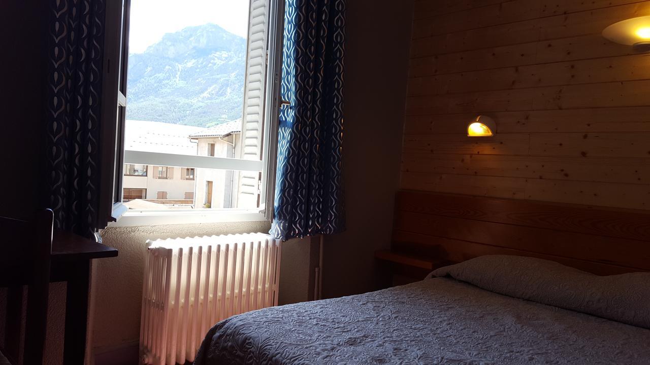 Hotel Restaurant Glaizette LʼArgentière-la-Bessée Kültér fotó